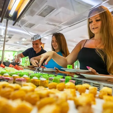 Izola Paradise 호텔