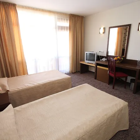 فندق Izola Paradise ساني بيتش