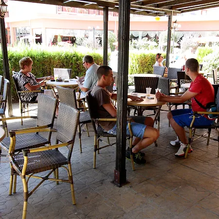 Izola Paradise فندق ساني بيتش