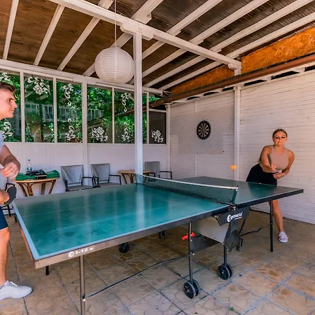 Izola Paradise فندق 4*