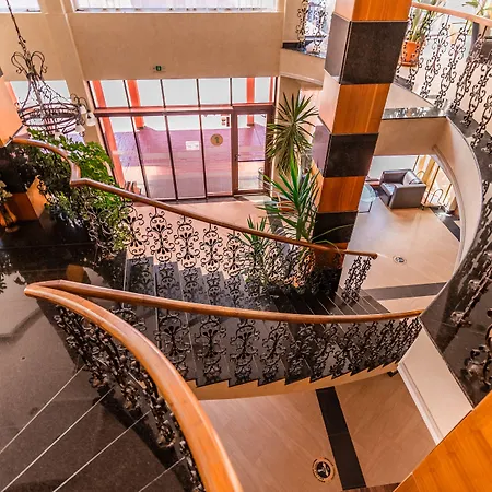 Izola Paradise فندق