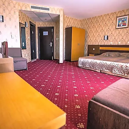 Izola Paradise 4* Sunny Beach