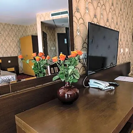 Izola Paradise Hotel Sunny Beach