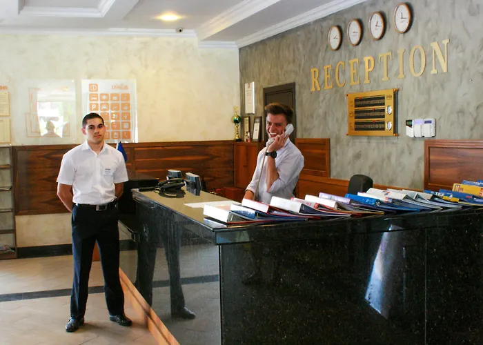 Hotell Izola Paradise