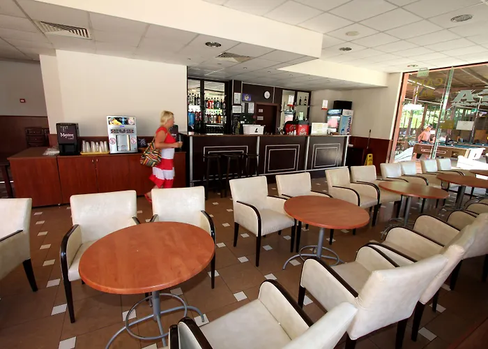 Hotell Izola Paradise 4*