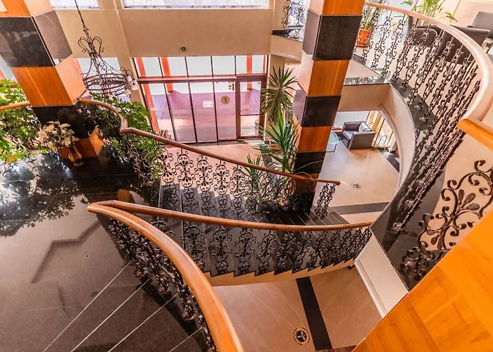 Izola Paradise Hotell