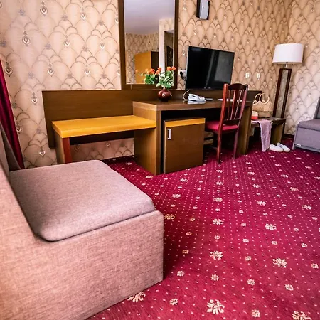 Izola Paradise 4* Napospart