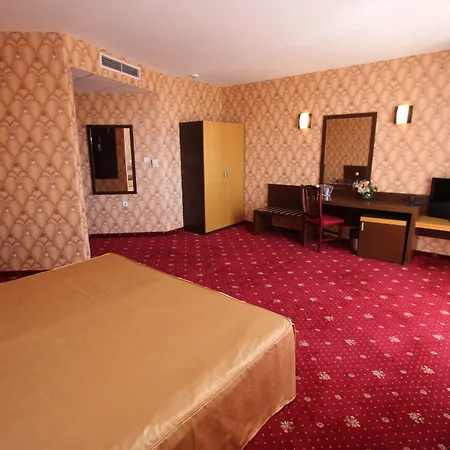 Izola Paradise 4* Napospart