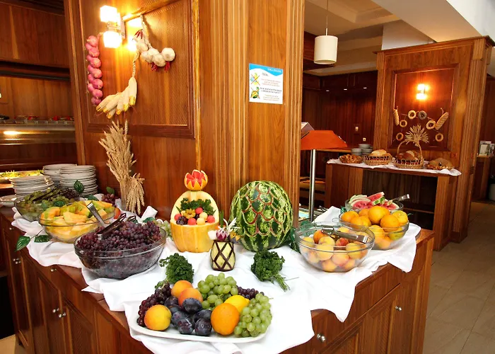 Izola Paradise 4* Солнечный берег