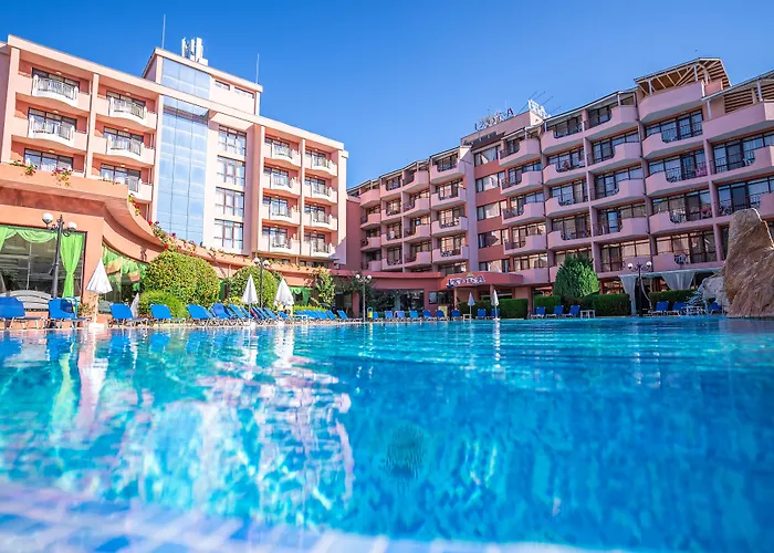 Izola Paradise Отель Солнечный берег